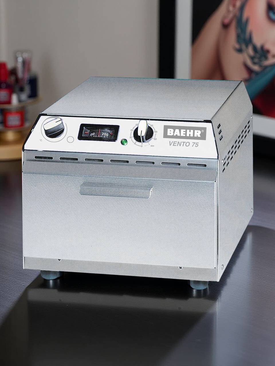 BAEHR VENTO 75 K Heißluftsterilisator mit Halterung + 1 Tablett aus Aluminium BAEHR VENTO 75 K Heißluftsterilisator mit Halterung + 1 Tablett aus Aluminium