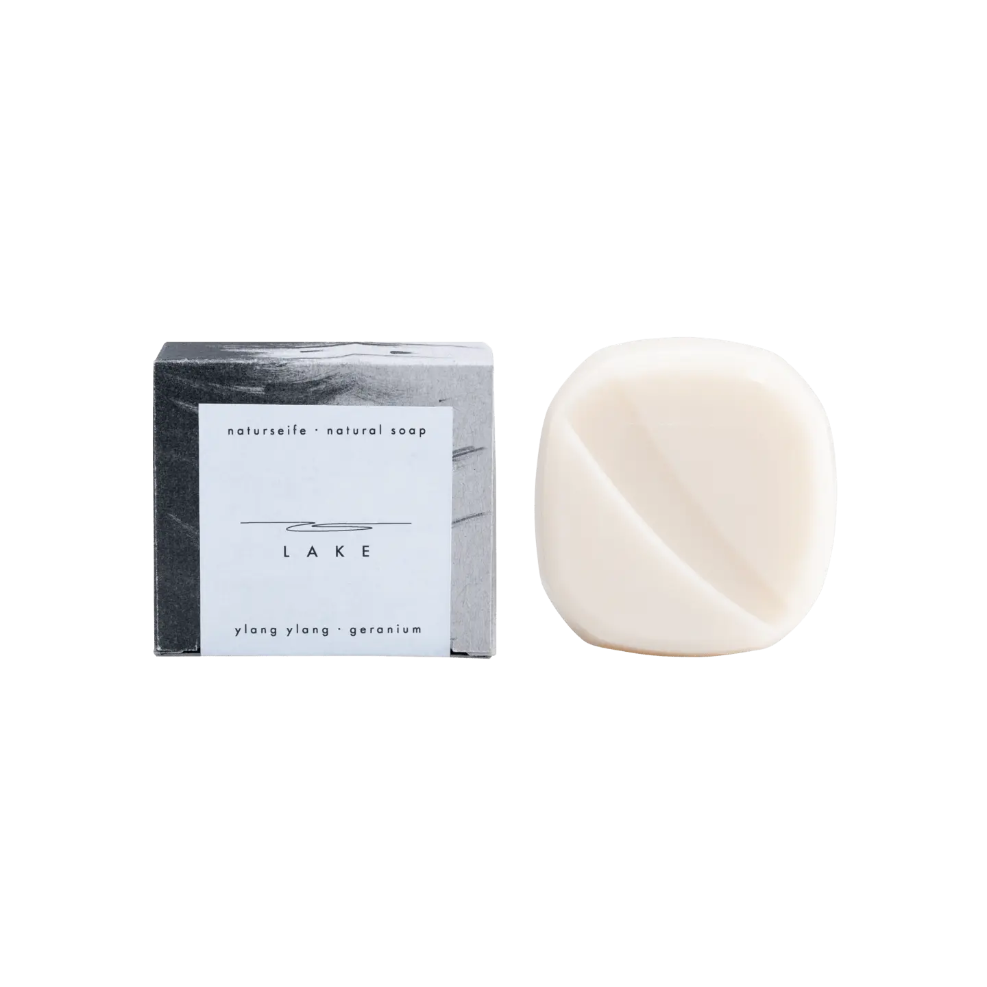 RUCK Naturseife Lake – Ylang Ylang & Geranium 50 g RUCK Naturseife Lake – Ylang Ylang & Geranium 50 g