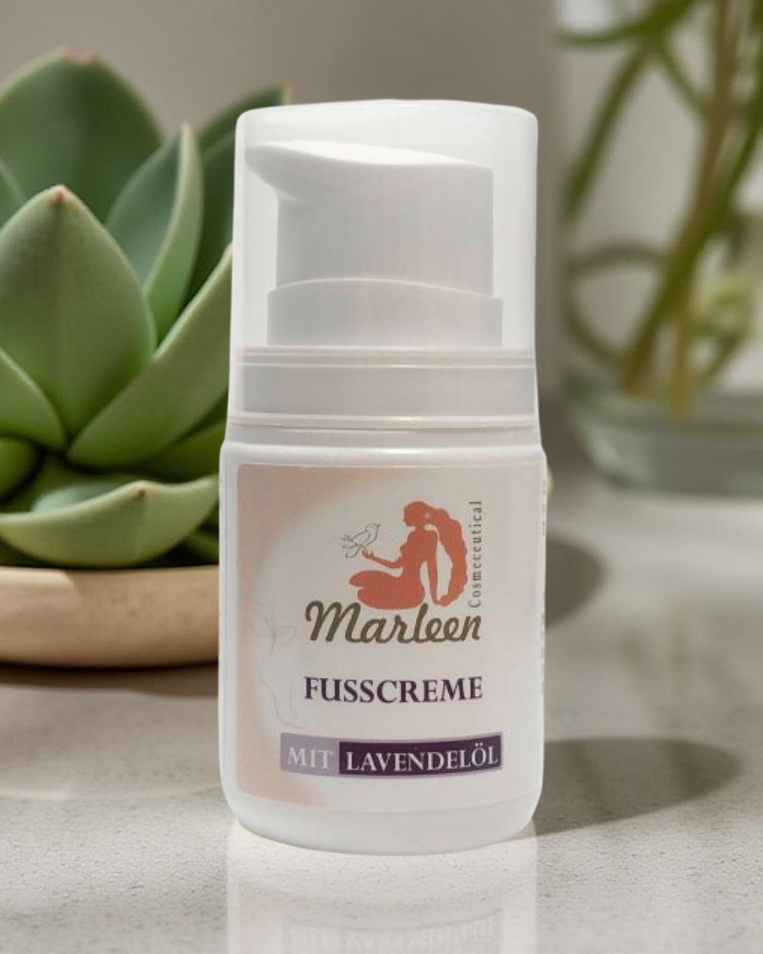 Marleen Fußcreme gegen Nagelpilze und Fußpilze 50 ml Marleen Fußcreme gegen Nagelpilze und Fußpilze 50 ml