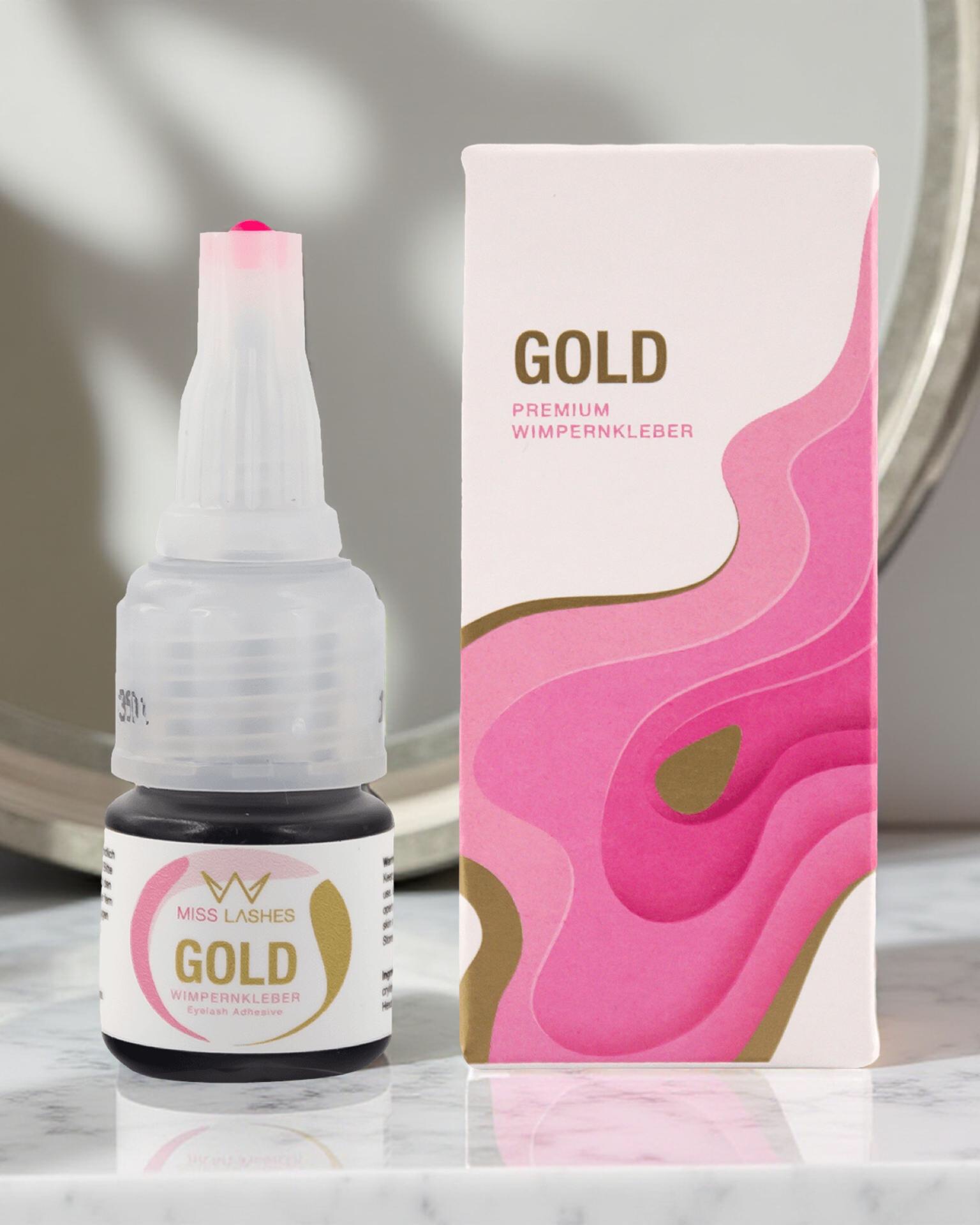 MISS LASHES Premium Gold Kleber für Wimpernverlängerung 5 g MISS LASHES Premium Gold Kleber für Wimpernverlängerung 5 g