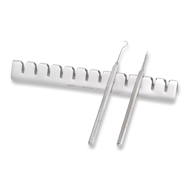 Instrumentenablage aus Edelstahl Instrumentenablage aus Edelstahl